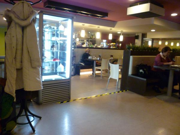 Interier Cafe Infinity - Sun Solar